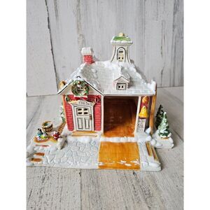 Walter brockmann volunteer fire department 1993 vintage house Xmas decor firefig